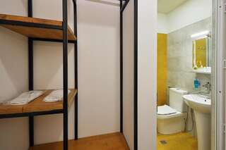 Отель Hotel Art Nebula Тбилиси Бюджетный двухместный номер с 1 кроватью-3